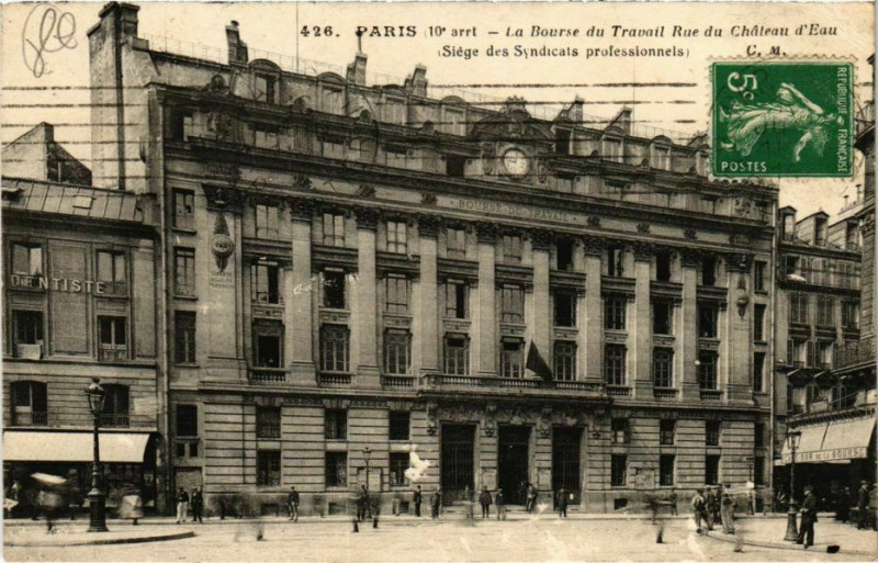 Carte postale ancienne Paris 10e - La Bourse du Travail à Paris 10e