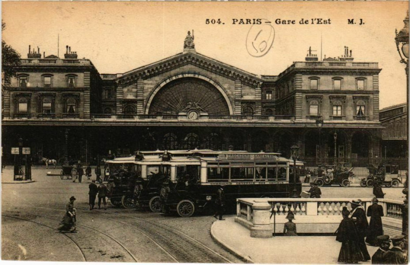 Carte postale ancienne Paris 10e - Gare de l'Est à Paris 10e