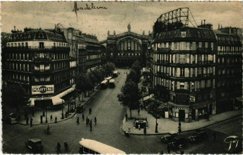 Carte postale ancienne Paris 10e - Gare du Nord à Paris 10e