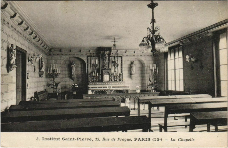 Carte postale ancienne Paris 12e - Institut Saint-Pierre, 13, Rue de Prague à Paris 12e