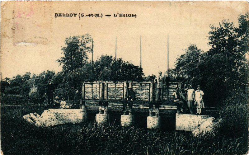 Carte postale ancienne Balloy - L'Ecluse à Balloy