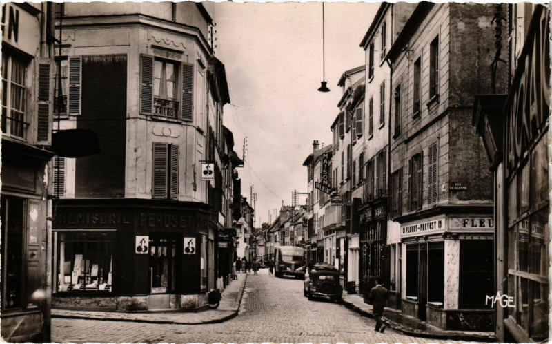 Carte postale ancienne Coulommiers - Rue de la Pecherie à Coulommiers