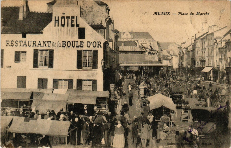 Carte postale ancienne Meaux - Place du Marché à Meaux