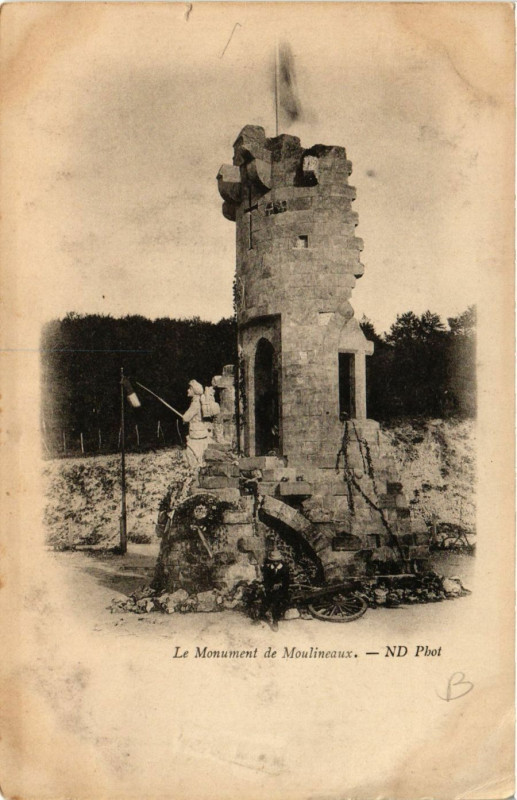 Carte postale ancienne Le Monument de Moulineaux