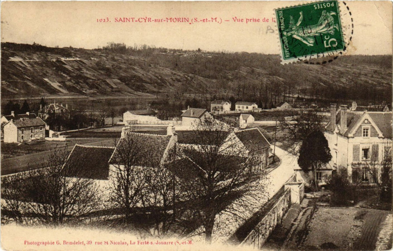 Carte postale ancienne Saint-Cyr-sur-Morin - Vue à Saint-Cyr-sur-Morin
