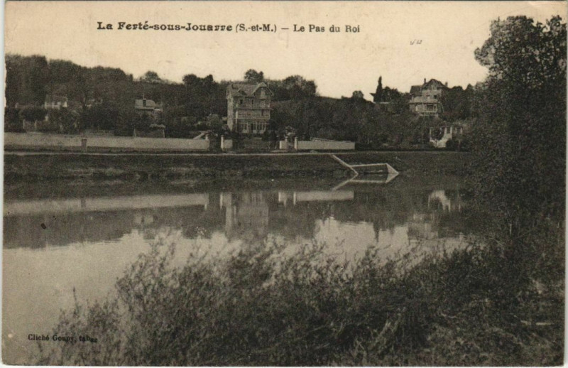 Carte postale ancienne La Ferte-sous-Jouarre Le Pas du Roi France à Jouarre