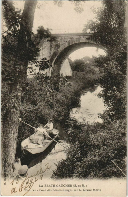 Carte postale ancienne La Ferte-Gaucher Pont de Fosses-Rouges sur le Grand Morin France
