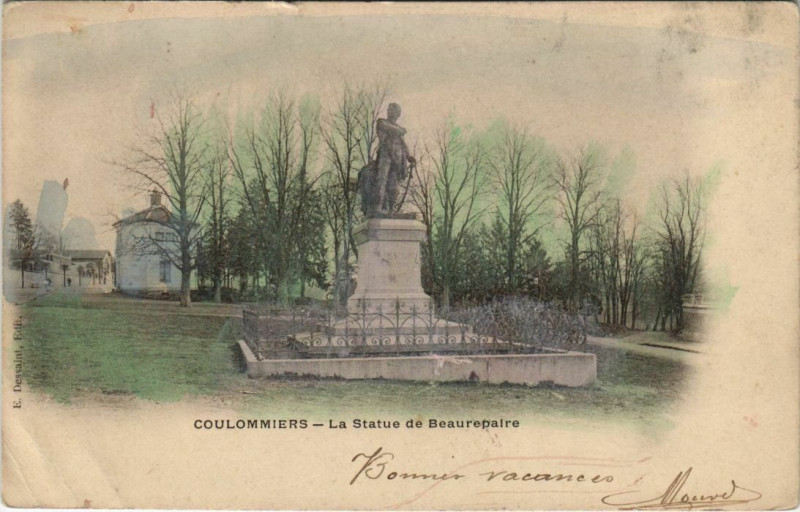 Carte postale ancienne Coulommiers La Statue de Beaurepaire France  à Coulommiers
