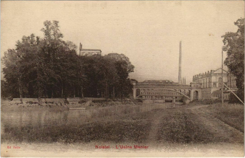 Carte postale ancienne L'Usine Menier à Noisiel