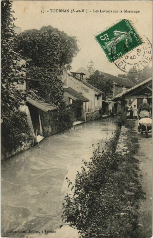 Carte postale ancienne Tournan Les Lavoirs s la Marsange France