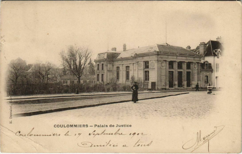 Carte postale ancienne Coulommiers Palais de Justice France à Coulommiers