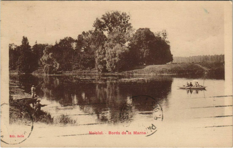 Carte postale ancienne Bords de la Marne à Noisiel