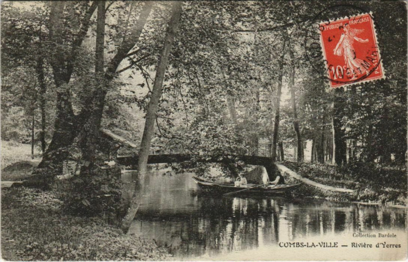 Carte postale ancienne Combs la Ville Riviere d'Yerres France  à Combs-la-Ville