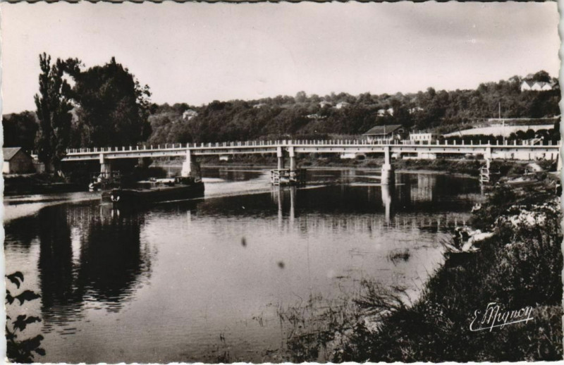 Carte postale ancienne Champagne sur Seine Le Pont France à Champagne-sur-Seine