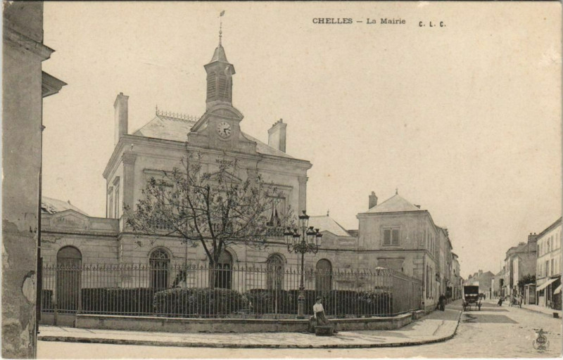 Carte postale ancienne Chelles La Mairie France à Chelles