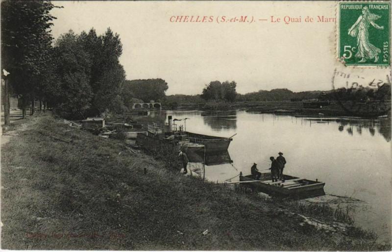 Carte postale ancienne Chelles Le quai de la Marne France à Chelles