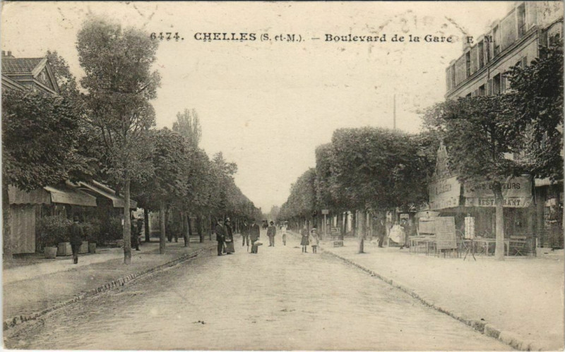 Carte postale ancienne Chelles Boulevard de la Gare France à Chelles