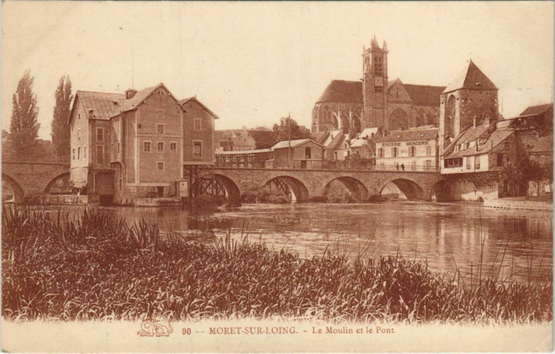 Carte postale ancienne Moret Le Moulin et le Pont France
