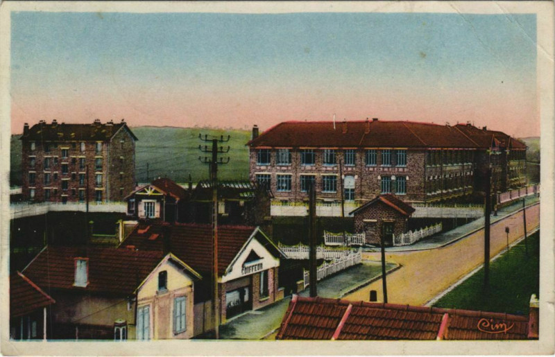 Carte postale ancienne Chelles Les Ecoles France à Chelles
