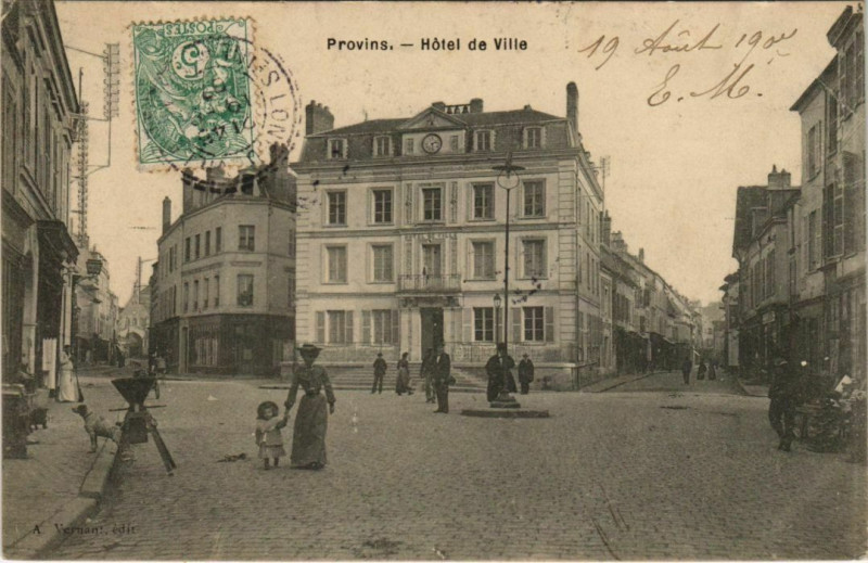 Carte postale ancienne Provins Hotel de Ville France à Provins