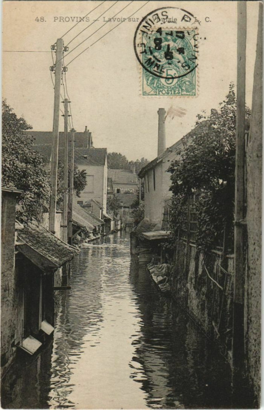 Carte postale ancienne Provins Lavoir s la Vouizie France à Provins