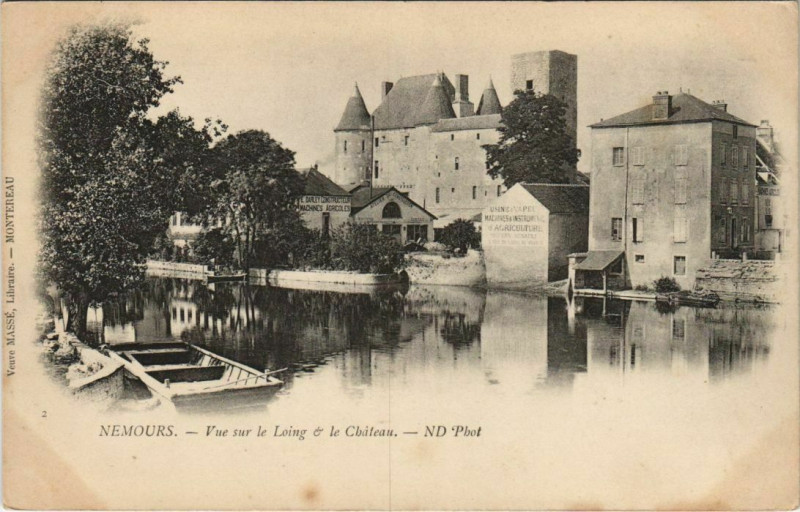 Carte postale ancienne Nemours Vue sur le Loing France à Nemours