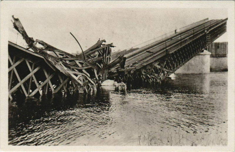 Carte postale ancienne Melun Le Pont de Chartrettes France  à Melun