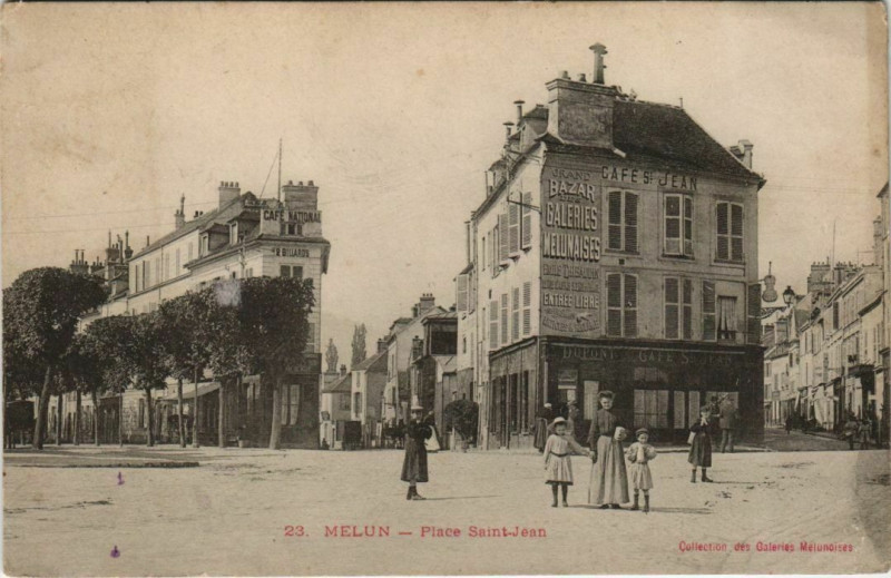 Carte postale ancienne Melun Place Saint-Jean France à Melun
