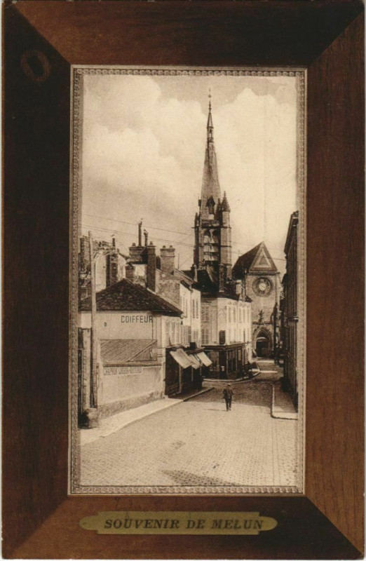 Carte postale ancienne Souvenir de Melun France à Melun