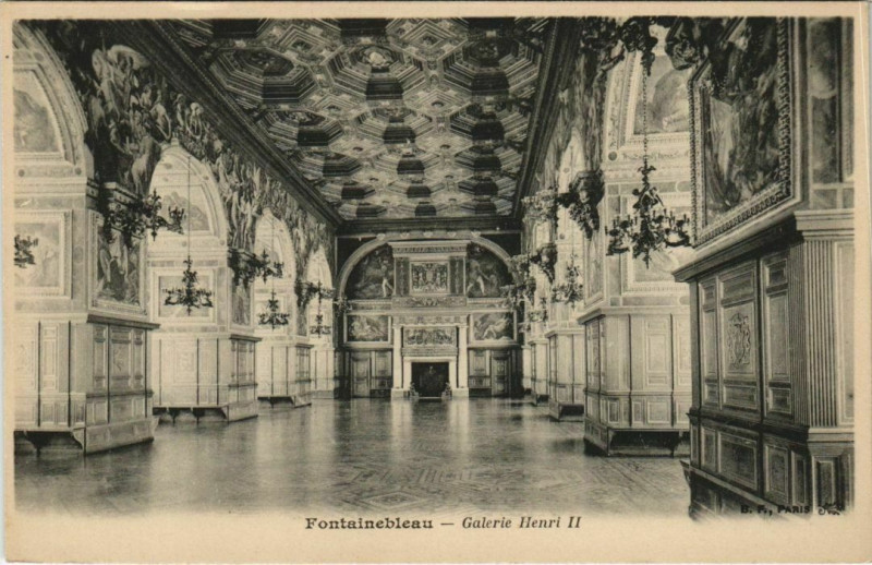 Carte postale ancienne Fontainebleau Galerie Henri Ii France à Fontainebleau
