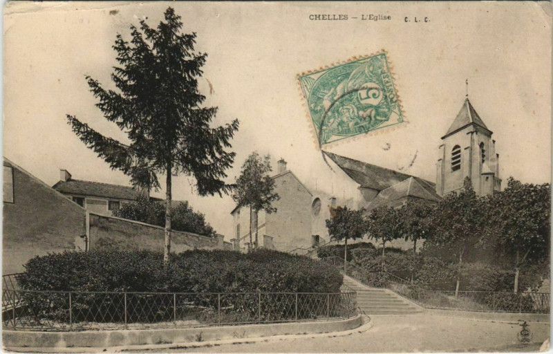Carte postale ancienne Chelles L'Eglise à Chelles