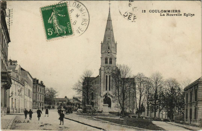 Carte postale ancienne Coulommiers La Nouvelle Eglise à Coulommiers