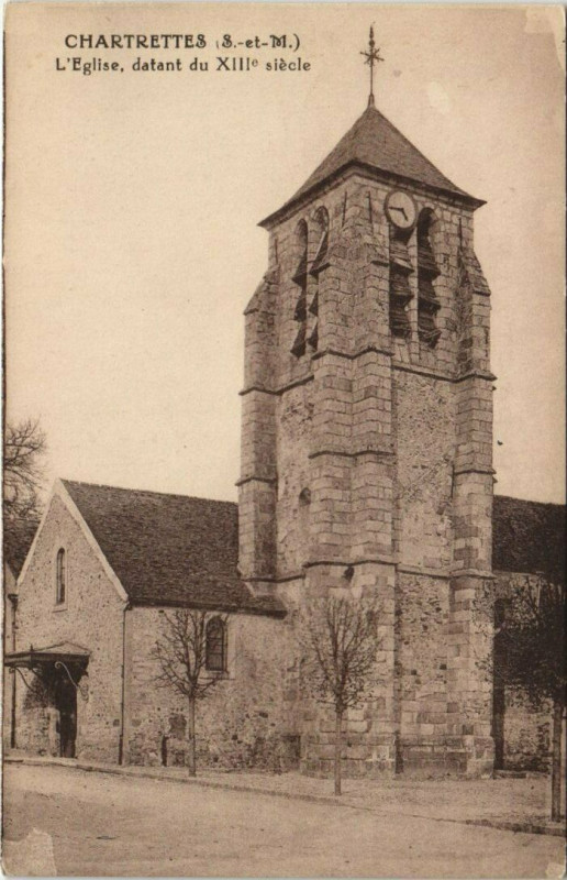 Carte postale ancienne Chartrettes L'Eglise à Chartrettes