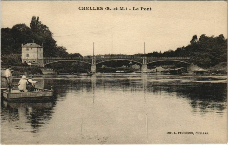 Carte postale ancienne Chelles - Le Pont à Chelles