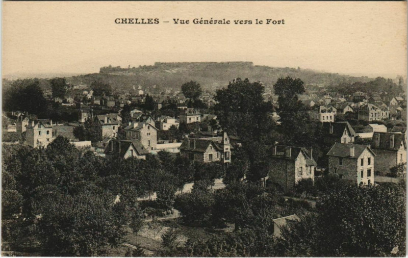 Carte postale ancienne Chelles - Vue générale à Chelles
