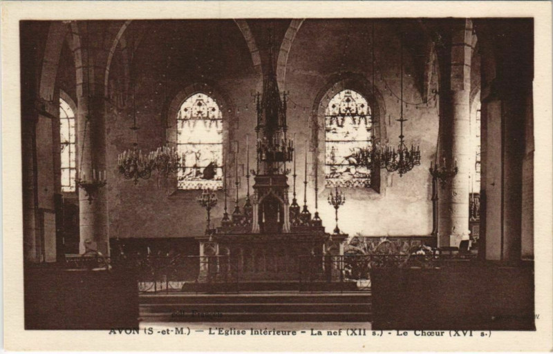 Carte postale ancienne Avon - L'Eglise Interieure - La nef - Le Choeur à Avon