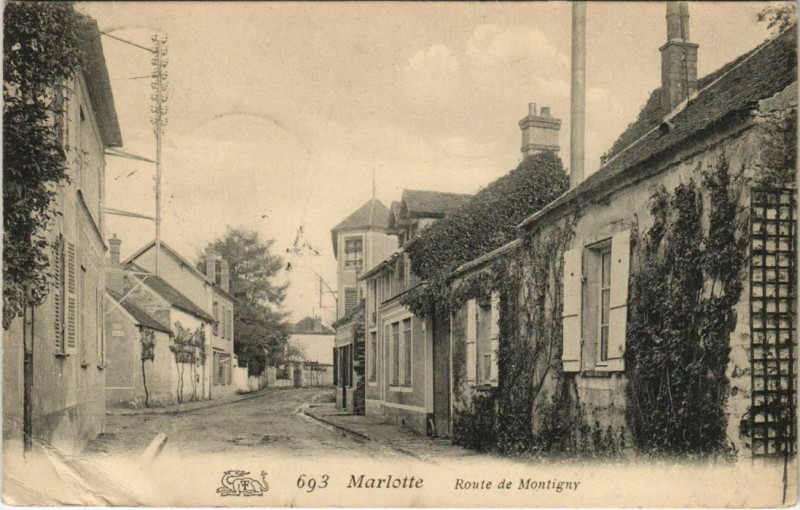 Carte postale ancienne Marlotte Route de Montigny