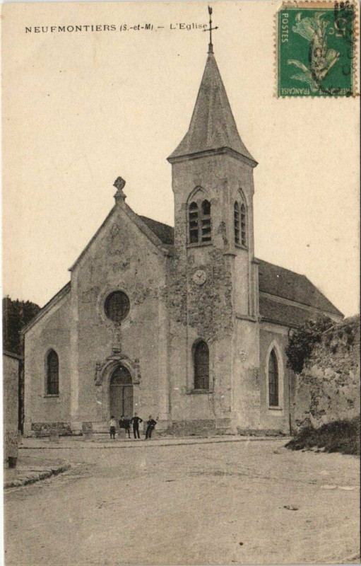 Carte postale ancienne Neufmontiers - L'Eglise