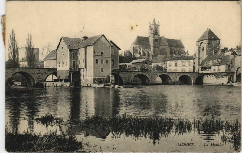 Carte postale ancienne Moret - Le Moulin
