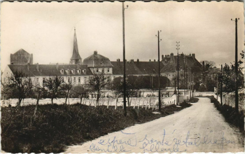 Carte postale ancienne Jouarre - L'Abbaye à Jouarre