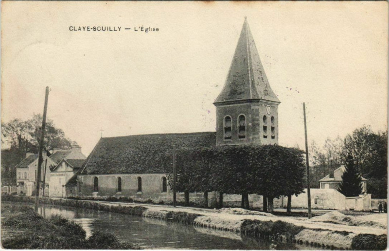 Carte postale ancienne Claye-Souilly - L'Eglise à Claye-Souilly
