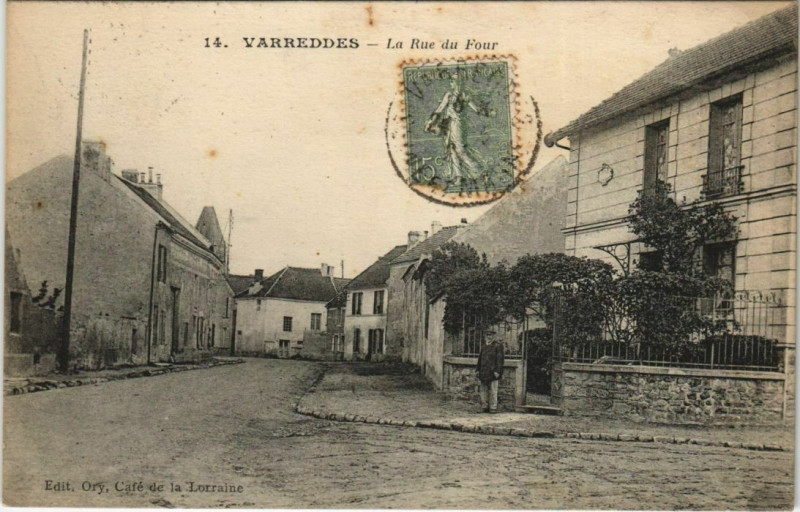 Carte postale ancienne Varreddes - La Rue de Four à Varreddes