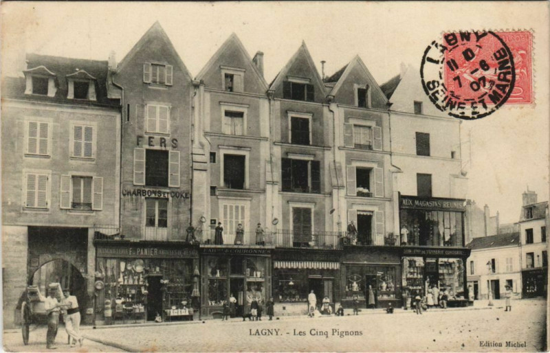 Carte postale ancienne Lagny Les Cinq Pignons