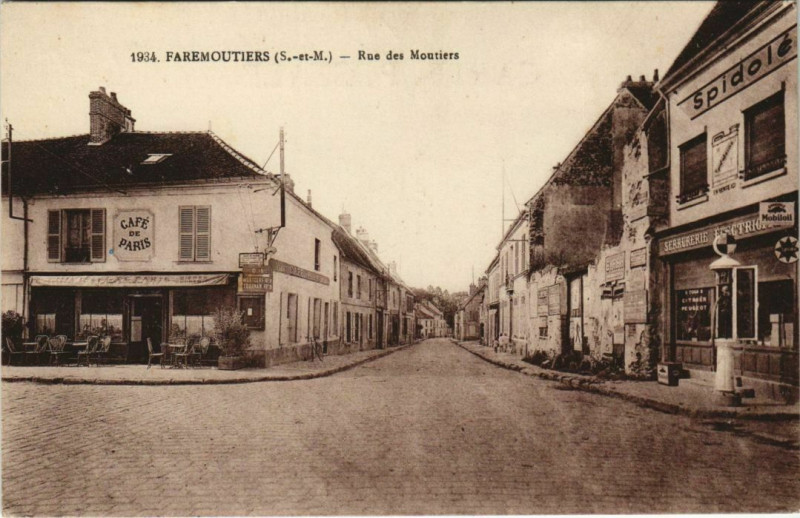 Carte postale ancienne Faremoutiers - Rue des Moutiers à Faremoutiers