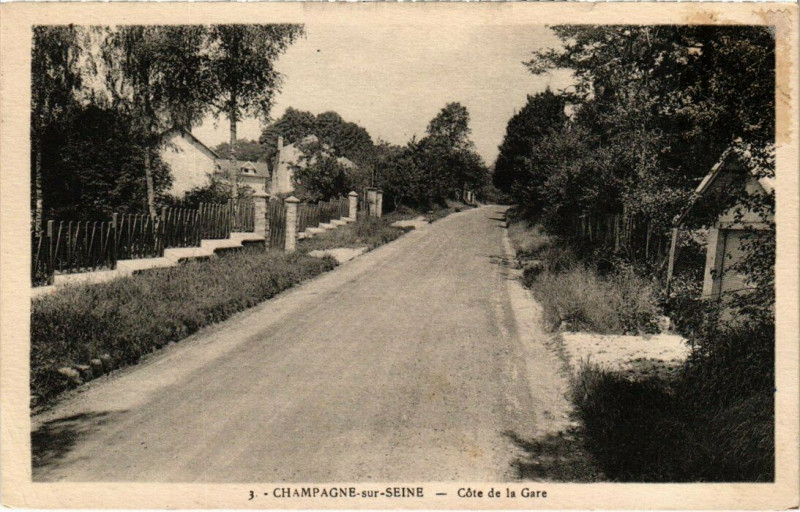 Carte postale ancienne Champagne-sur-Seine - Cote de la Gare à Champagne-sur-Seine