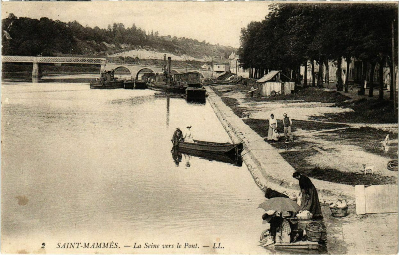 Carte postale ancienne Saint-Mammes La Seine vers le Pont à Saint-Mammès