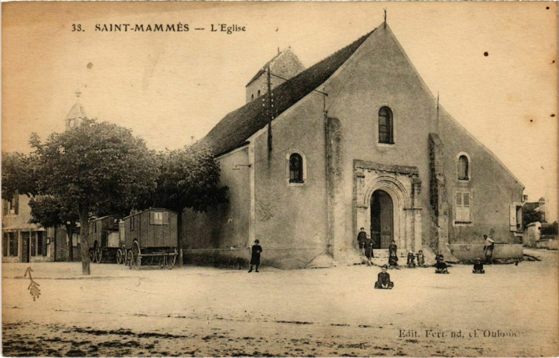 Carte postale ancienne Saint-Mammes Eglise à Saint-Mammès