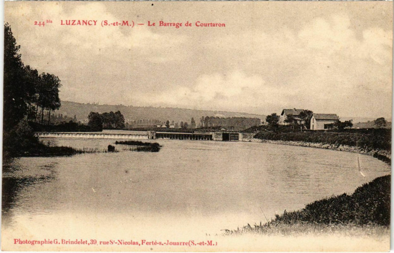Carte postale ancienne Luzancy - Le Barrage de Courtaron  à Luzancy
