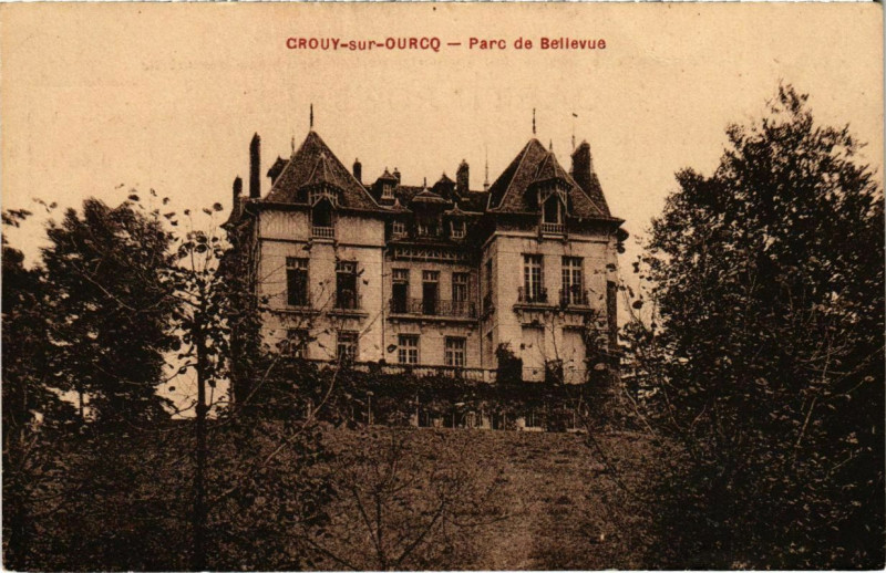 Carte postale ancienne Crouy-sur-Ourcq - Parc de Bellevue  à Crouy-sur-Ourcq