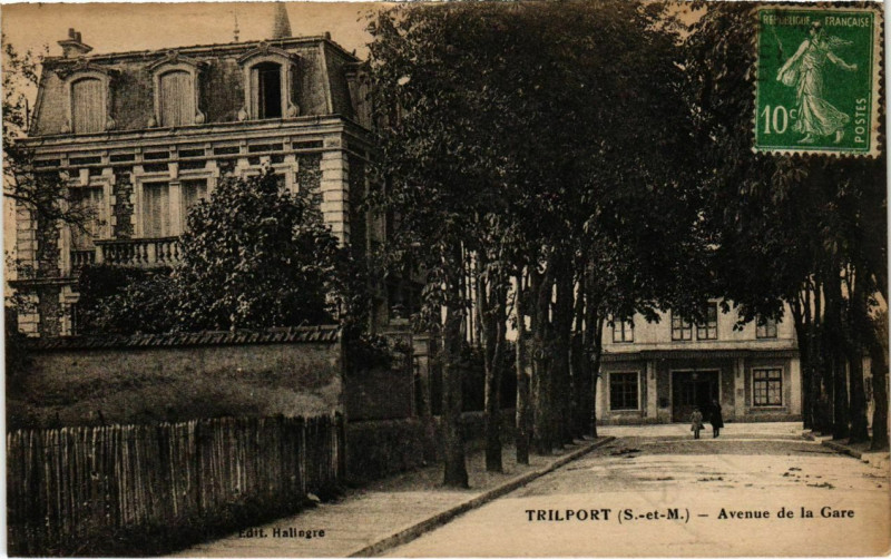 Carte postale ancienne Trilport - Avenue de la Gare  à Trilport